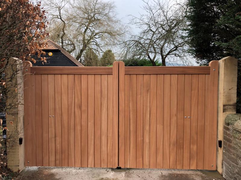 Hardwood Driveway Gates